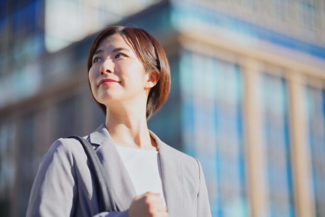 働く女性のイメージ