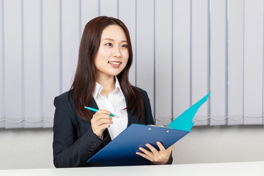 SNSコンサルとは?業務内容と費用相場をわかりやすく解説